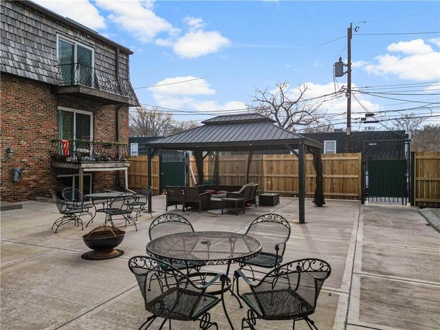 4430 Jarboe Street 6, Kansas City, MO 64111