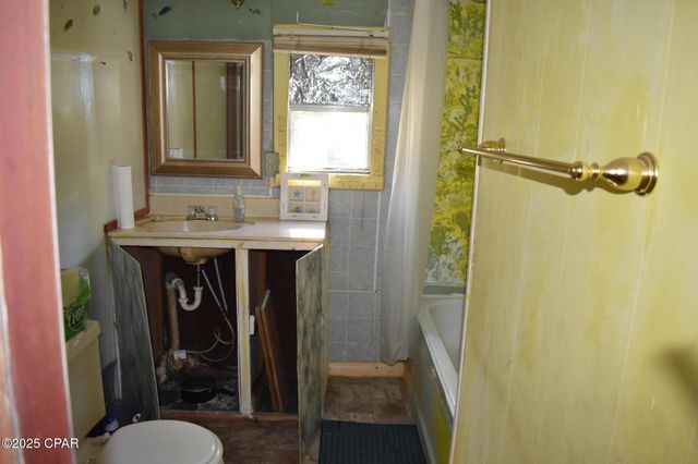 2461 Angelena Court, Chipley, FL 32428