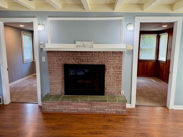 8980 Loveless Drive Ne, Courtland Twp, MI 49341