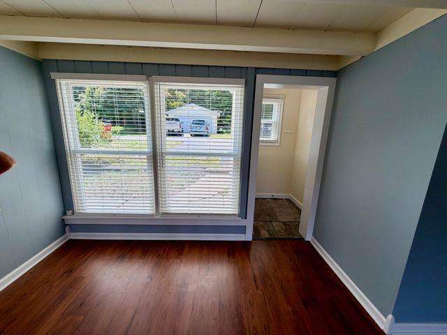 8980 Loveless Drive Ne, Courtland Twp, MI 49341