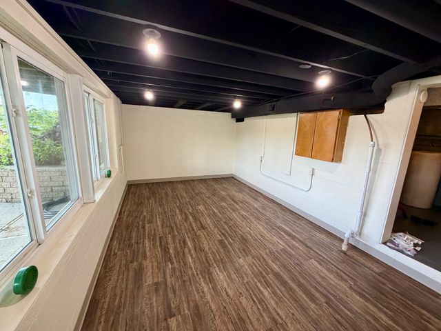 8980 Loveless Drive Ne, Courtland Twp, MI 49341