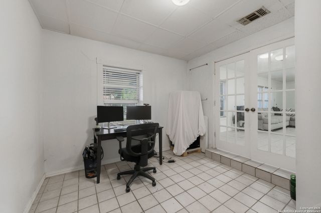 118 Raleigh Place, San Antonio, TX 78201