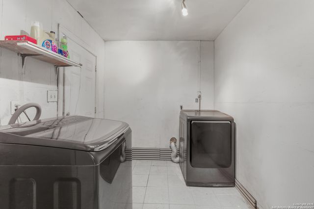 118 Raleigh Place, San Antonio, TX 78201