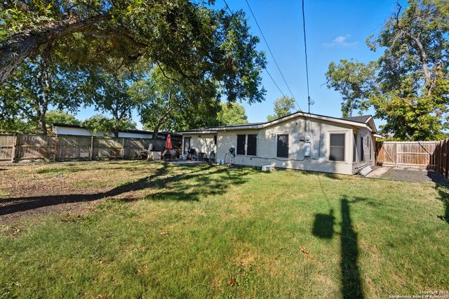 118 Raleigh Place, San Antonio, TX 78201