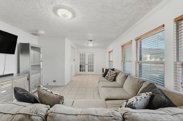 118 Raleigh Place, San Antonio, TX 78201