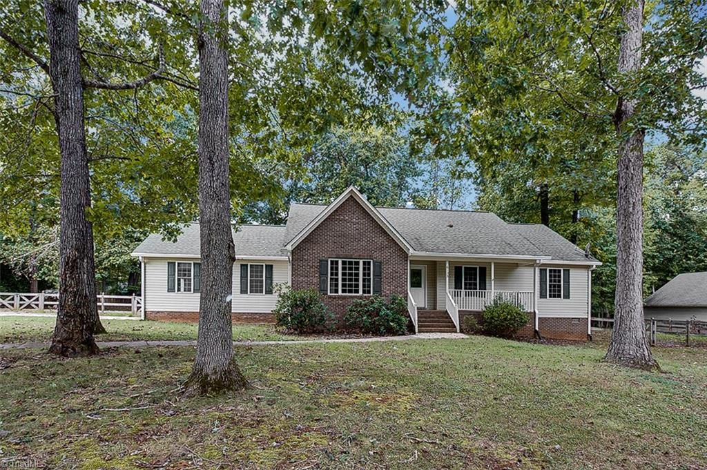 6125 Evelyn Lane, Pleasant Garden, NC 27313
