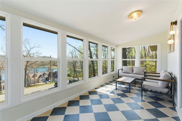 24 Tamworth Circle, Bella Vista, AR 72715