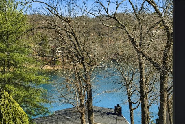 24 Tamworth Circle, Bella Vista, AR 72715