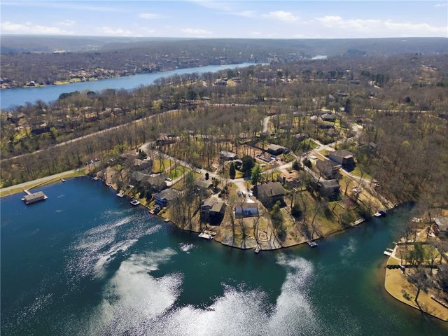 24 Tamworth Circle, Bella Vista, AR 72715
