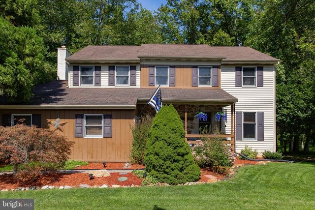 4 SEABURY, Downingtown, PA 19335