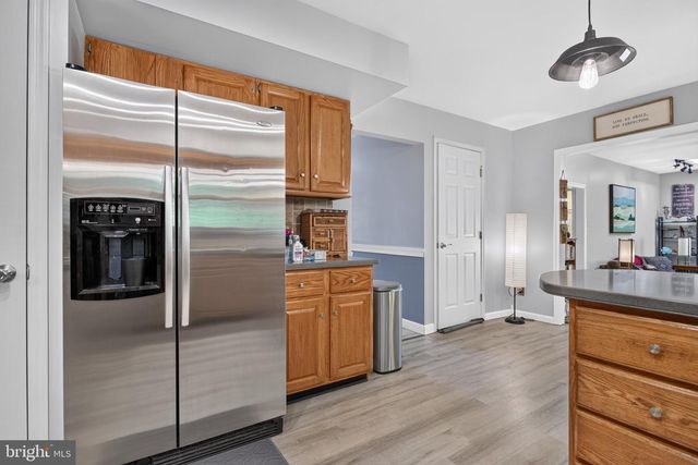 4 SEABURY, Downingtown, PA 19335