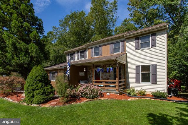 4 SEABURY, Downingtown, PA 19335
