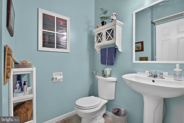 4 SEABURY, Downingtown, PA 19335