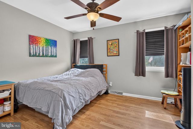 4 SEABURY, Downingtown, PA 19335