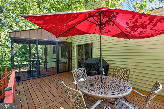 4 SEABURY, Downingtown, PA 19335