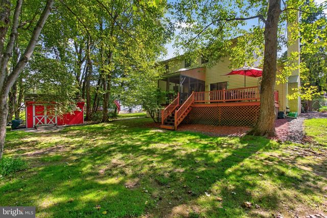 4 SEABURY, Downingtown, PA 19335