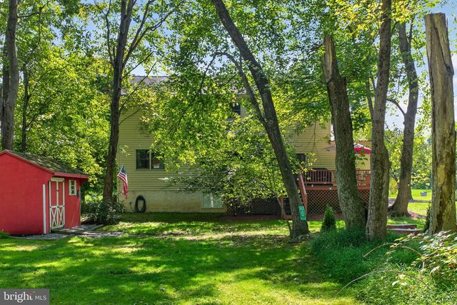 4 SEABURY, Downingtown, PA 19335