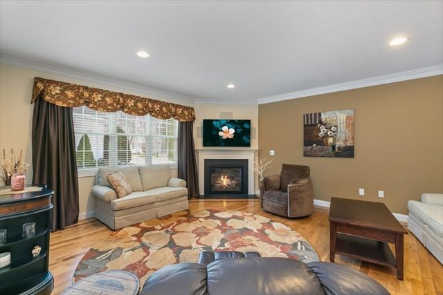 18 Stone Castle 76, Methuen, MA 01844