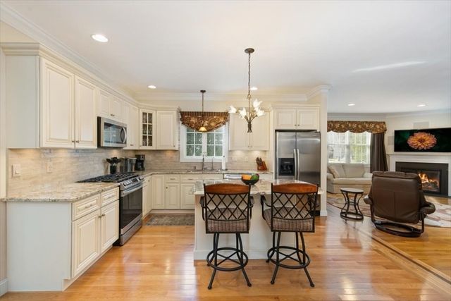 18 Stone Castle 76, Methuen, MA 01844