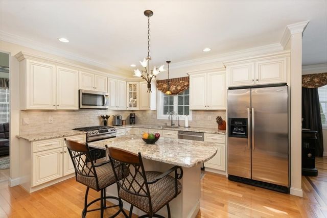 18 Stone Castle 76, Methuen, MA 01844