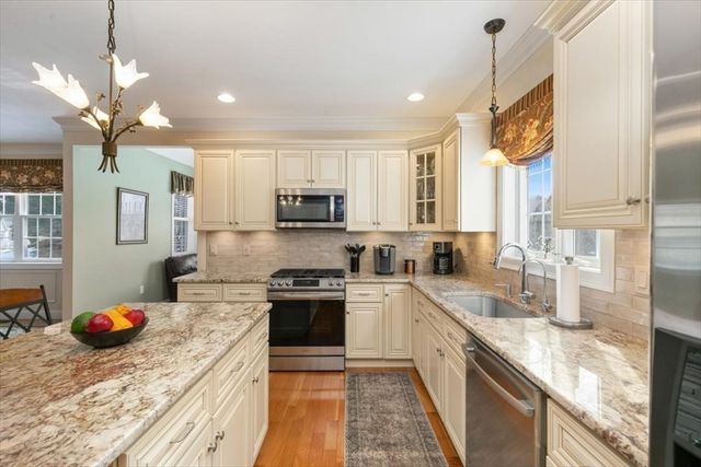 18 Stone Castle 76, Methuen, MA 01844