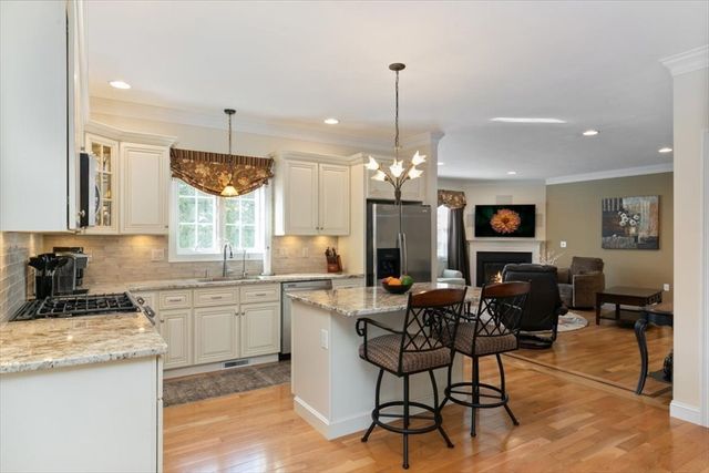 18 Stone Castle 76, Methuen, MA 01844