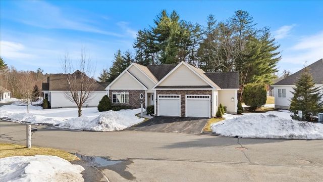 18 Stone Castle 76, Methuen, MA 01844