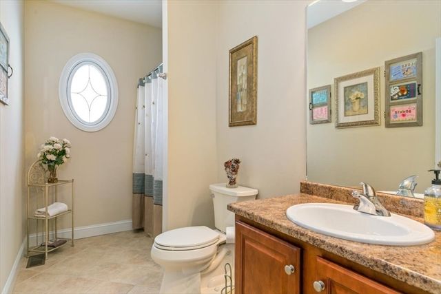 18 Stone Castle 76, Methuen, MA 01844