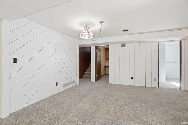 12727 S Us Highway 27 Highway, Fort Wayne, IN 46816