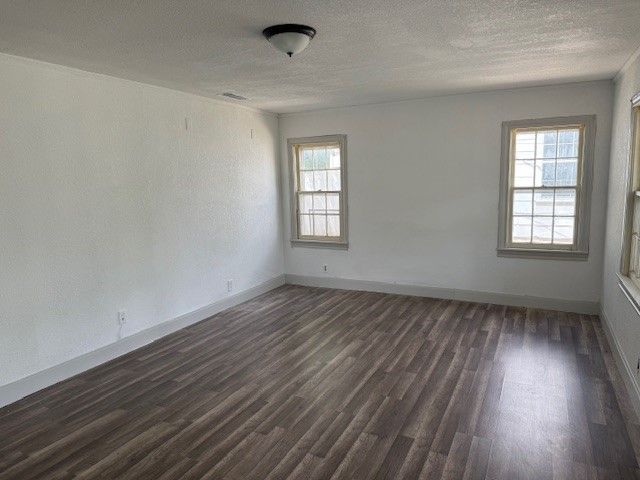 1527 Outer Drive, Tyler, TX 75701