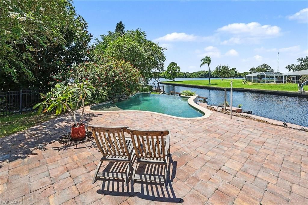 18071 Traverse DR, ALVA, FL 33920 — photo 2