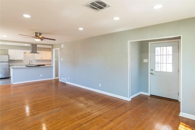 7543 Colgate Avenue, Dallas, TX 75225
