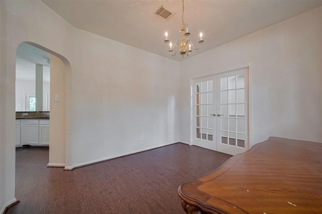 619 Bending Bough Dr, Spring, TX 77388