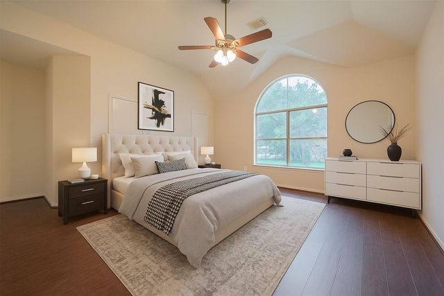 619 Bending Bough Dr, Spring, TX 77388