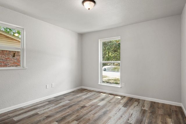 5305 Westhaven Drive, Fort Worth, TX 76132