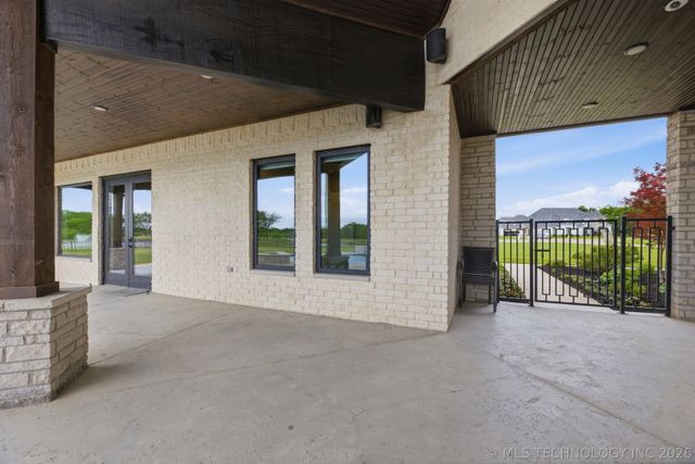 16924 S 31st East Avenue, Mounds, OK 74047