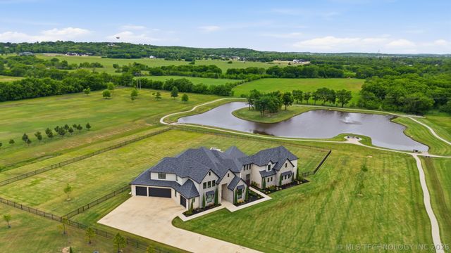 16924 S 31st East Avenue, Mounds, OK 74047