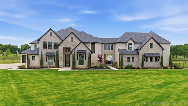 16924 S 31st East Avenue, Mounds, OK 74047