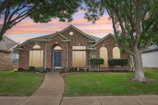 5613 Phoenix Drive, The Colony, TX 75056