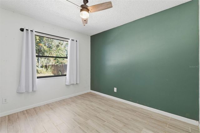 821 PINE STREET, Tarpon Springs, FL 34689