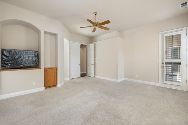 851 E Mill Creek Drive, Fresno, CA 93720