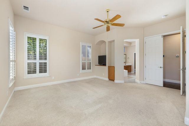 851 E Mill Creek Drive, Fresno, CA 93720