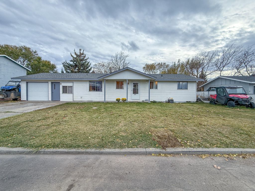 860 SE 6th Street, Prineville, OR 97754