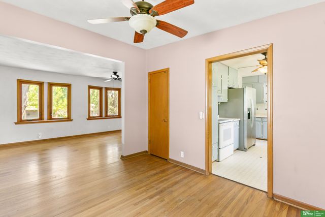 4216 N 91st Street, Omaha, NE 68134