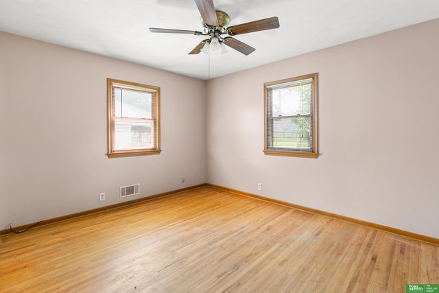 4216 N 91st Street, Omaha, NE 68134