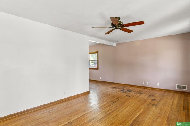 4216 N 91st Street, Omaha, NE 68134
