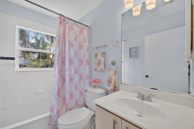 2073 SE 13th Street, Homestead, FL 33035