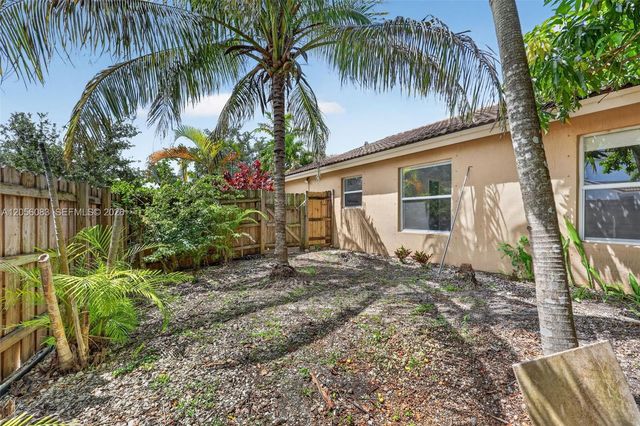 2073 SE 13th Street, Homestead, FL 33035