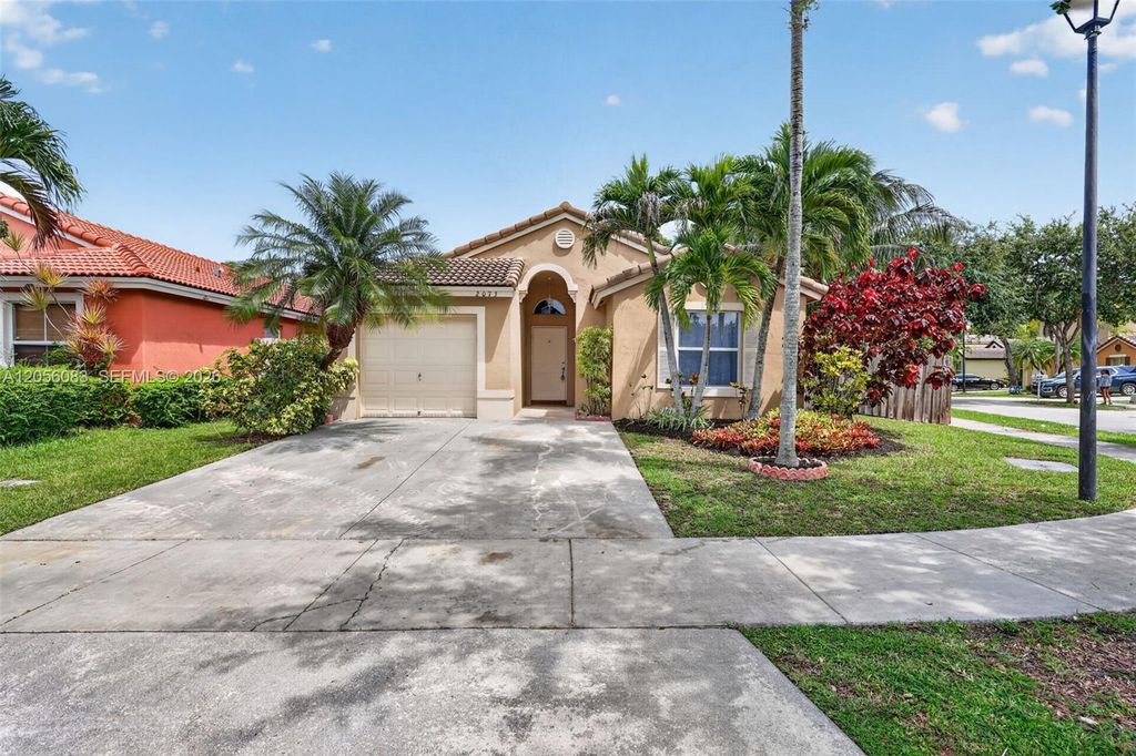 2073 SE 13th Street, Homestead, FL 33035