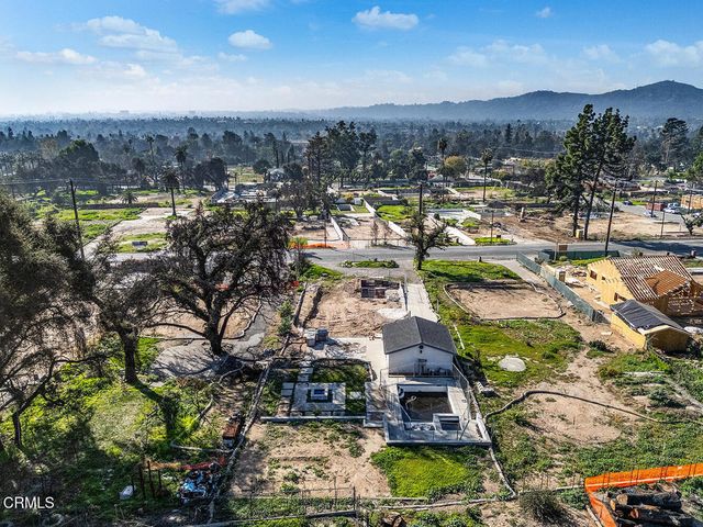 369 E Altadena Dr, Altadena, CA 91001